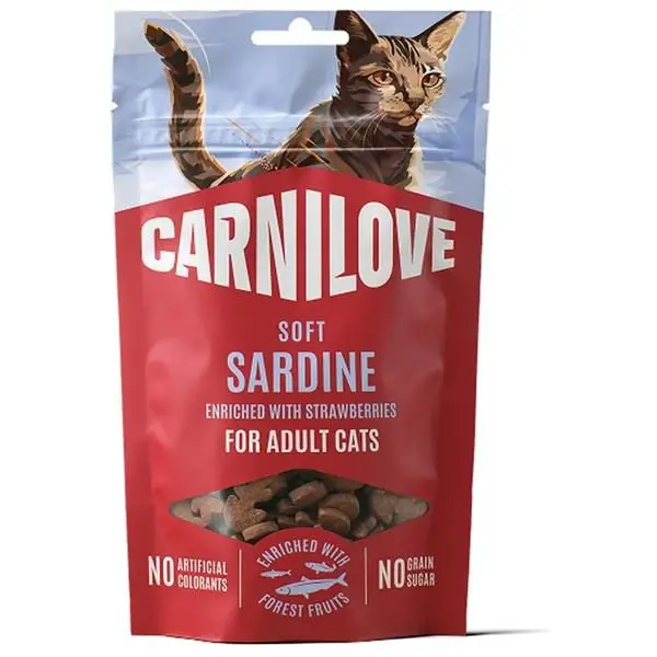 Must-Have CARNILOVE Cat SOFT Snack Sardine enriched with Strawberry 50 g